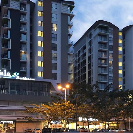 Cat City Mediterranean Theme City&Pool View Homestay 貓城地中海主題城市泳池風景民宿 Kuching Bagian luar foto