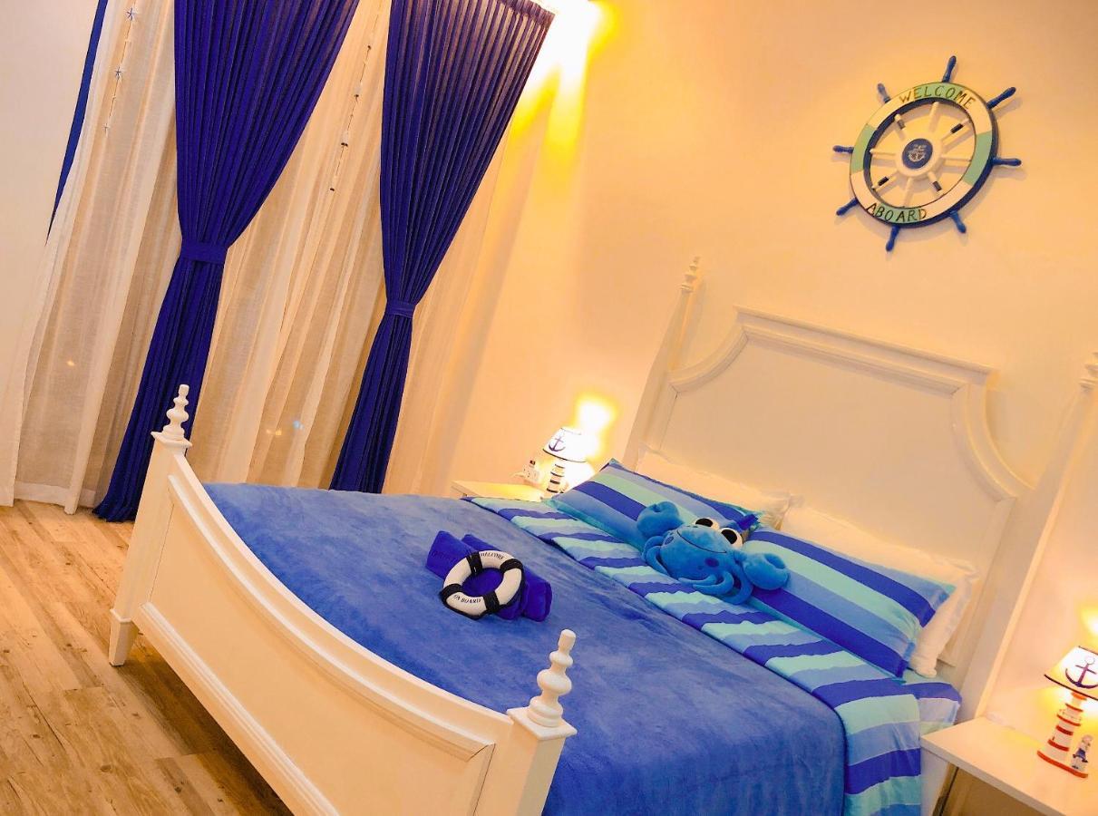 Cat City Mediterranean Theme City&Pool View Homestay 貓城地中海主題城市泳池風景民宿 Kuching Bagian luar foto